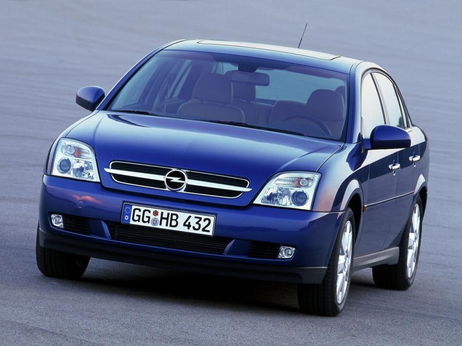  Opel Vectra 2002 года  (фото 17 из 23)
